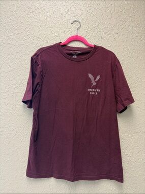 American Eagle Outfitters Men's large Maroon Short Sleeve Logo Tee